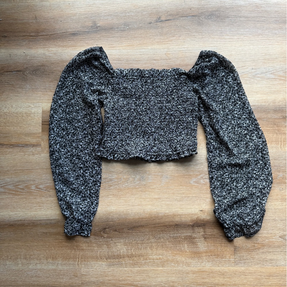 Japna Black Floral Smocked Puff Sleeve Crop Top